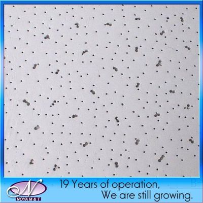 Acoustic Mineral Fiber Wool Drop Ceiling Tile Panels met streeplijnen