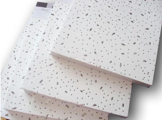 Decoratieve hangplafondtegels voor akoestische geluidsisolatie in 300*300
