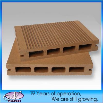 Groen hout graan patroon gerecycled waterdicht WPC dekvloeren voor prestaties