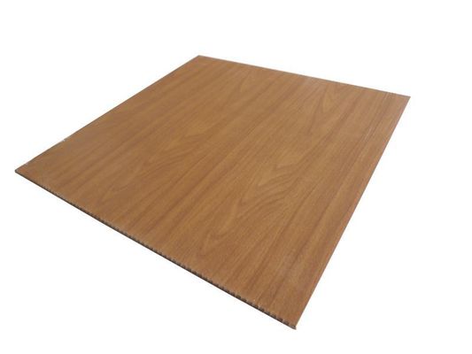 Kleurrijk PVC 3D-bord zonder raam voor interieurmuurdecoratie in 500*1000*3.0mm Grootte