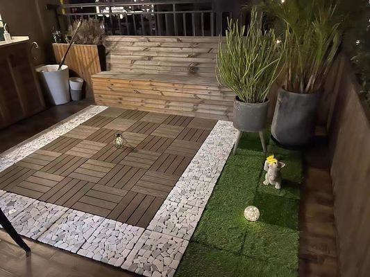 Houtkorrelpatroon WPC buitendekvloertegels voor synthetisch hout plastic composiet