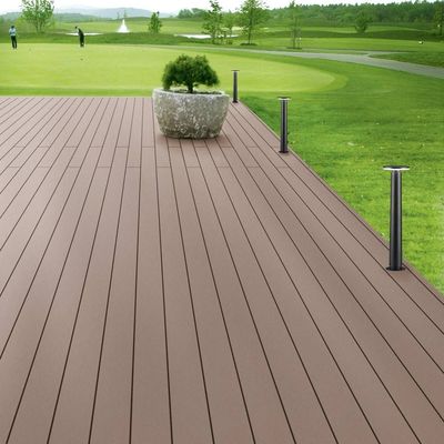 Waterdicht WPC-dek voor buitensport en recreatie