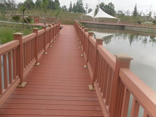Brandbestendige WPC hout-plastic composietdekvloeren in bruin