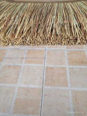 Afrikaanse tuinversiering PVC-materiaalcomponent baksteen rood brandwerend rieten daktegel