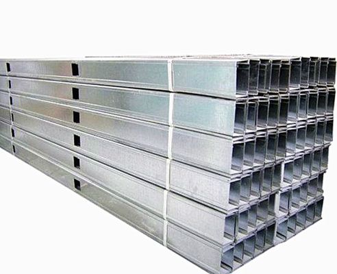Lichte staalprofiel plafondkanaal voor hotel stud kanaal 50*35*0,5*3000mm