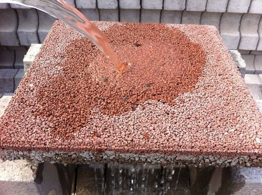 Slab Stone Form Waterdoorlaatbare baksteen voor oprit en loopbrug Rood/geel in ontwerp