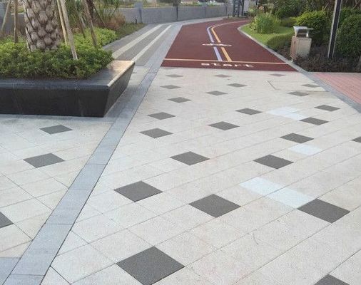 Antieke waterdoorlaatbare bakstenen pavingstenen Ideaal keuze voor tuinlandschap oprit