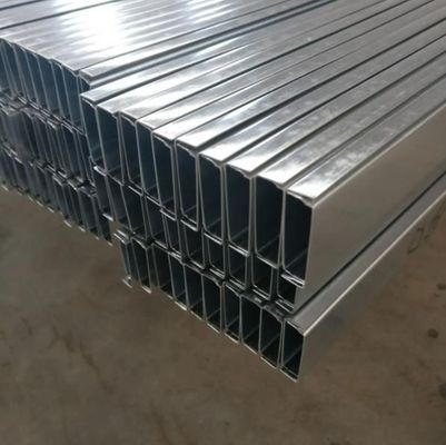 Gegalvaniseerde plaat staal scheidingswand Metalen profiel Breedte 72 mm Standaardlengte 3000 mm