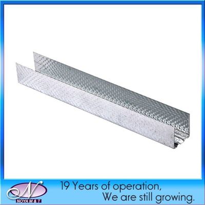 Wandenhoek 24*24*3000 en hoofdband 32/38*24*3600 voor T-grid-band met plafondophanging
