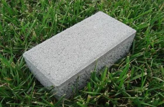 2024 Buitenwegvloer Doorlaatbaar Kleurrijk Keramisch Waterdoorlaatbaar Steenglauw Paver