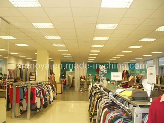 600*600 mm Sproei-coating akoestische minerale wol vezel drop plafondtegels voor decoratie